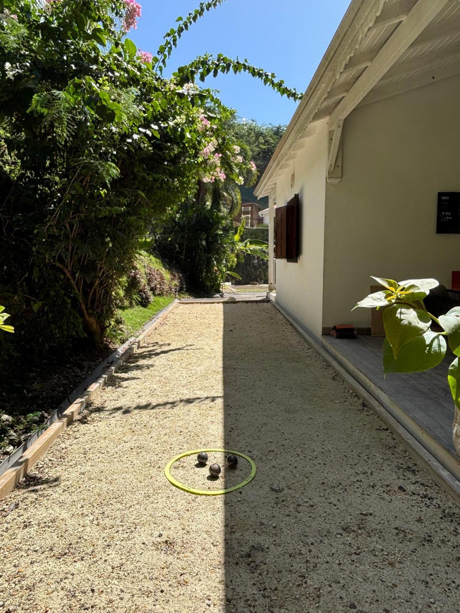 Spacieuse Villa Corossol Avec Piscine Et Jeux Exterieurs Ле Госие Екстериор снимка