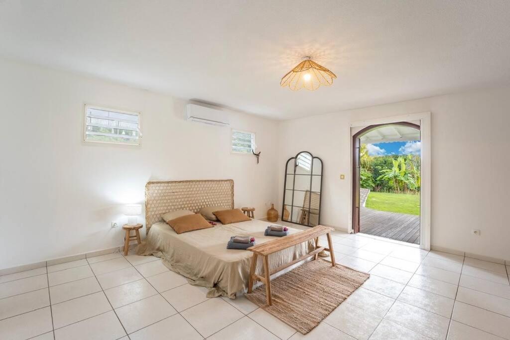 Spacieuse Villa Corossol Avec Piscine Et Jeux Exterieurs Ле Госие Екстериор снимка
