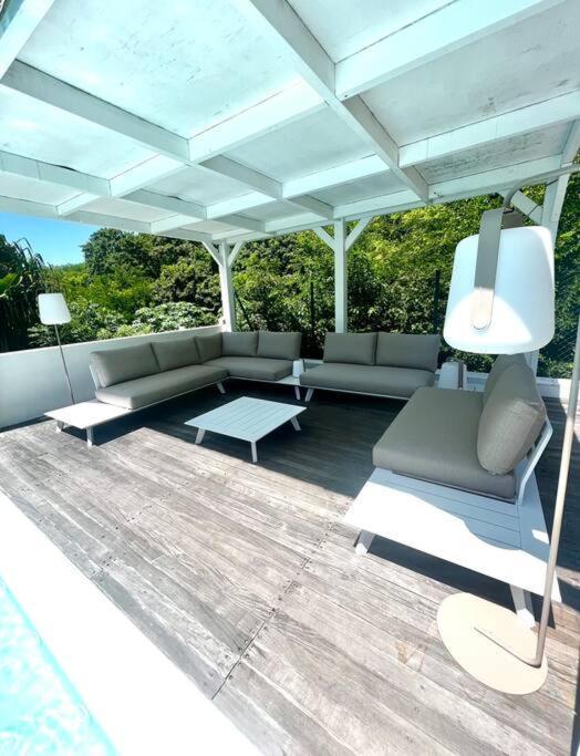 Spacieuse Villa Corossol Avec Piscine Et Jeux Exterieurs Ле Госие Екстериор снимка