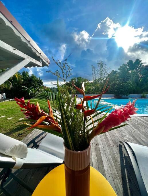 Spacieuse Villa Corossol Avec Piscine Et Jeux Exterieurs Ле Госие Екстериор снимка