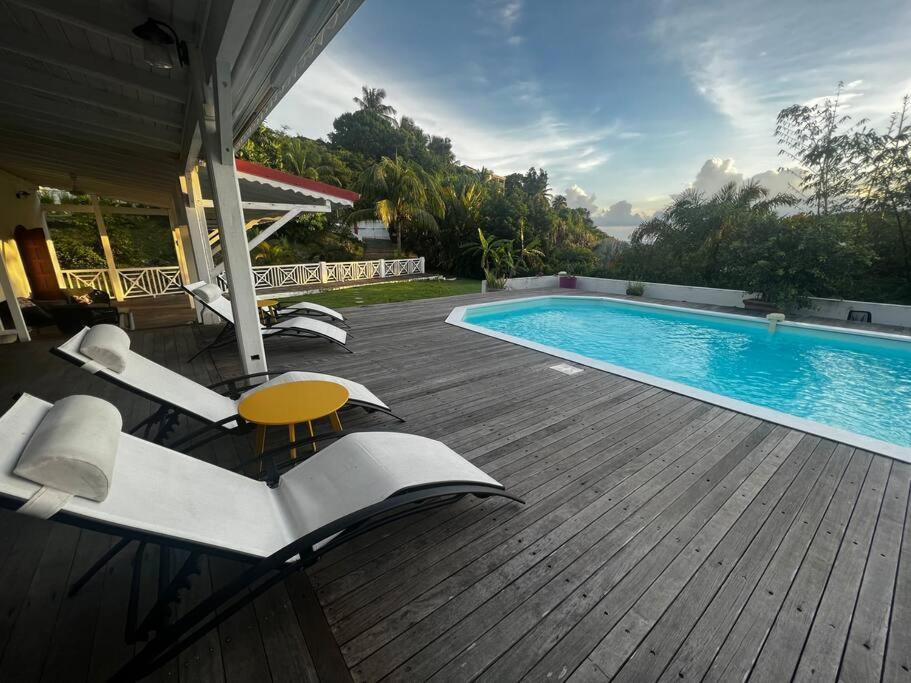 Spacieuse Villa Corossol Avec Piscine Et Jeux Exterieurs Ле Госие Екстериор снимка